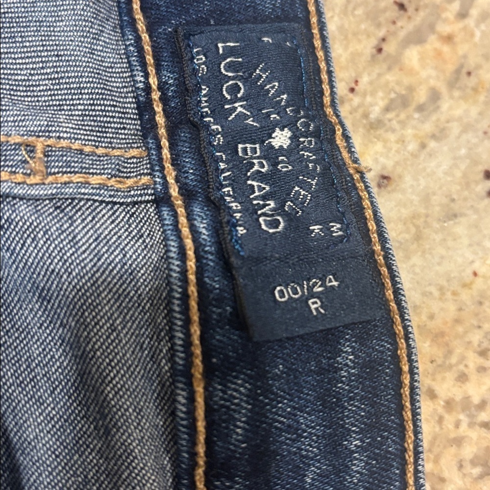 Lucky Brand Dark Blue Skinny Jeans. They are Lolita Skinny Jeans - Picture 16 of 16